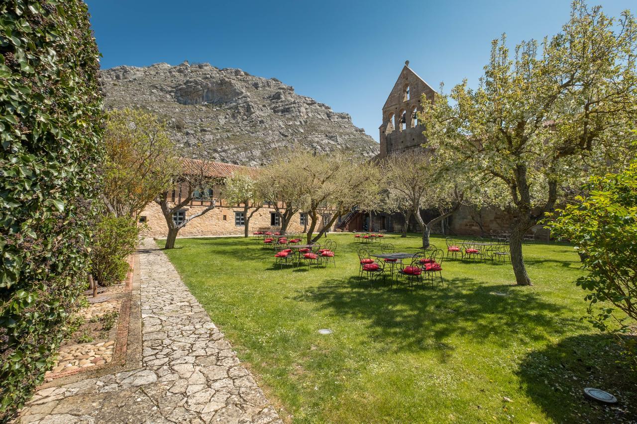 Hotel Posada Santa Maria La Real Aguilar de Campóo Екстериор снимка