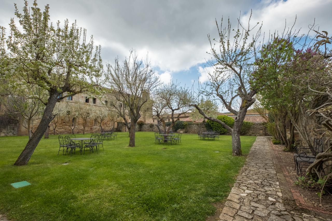 Hotel Posada Santa Maria La Real Aguilar de Campóo Екстериор снимка