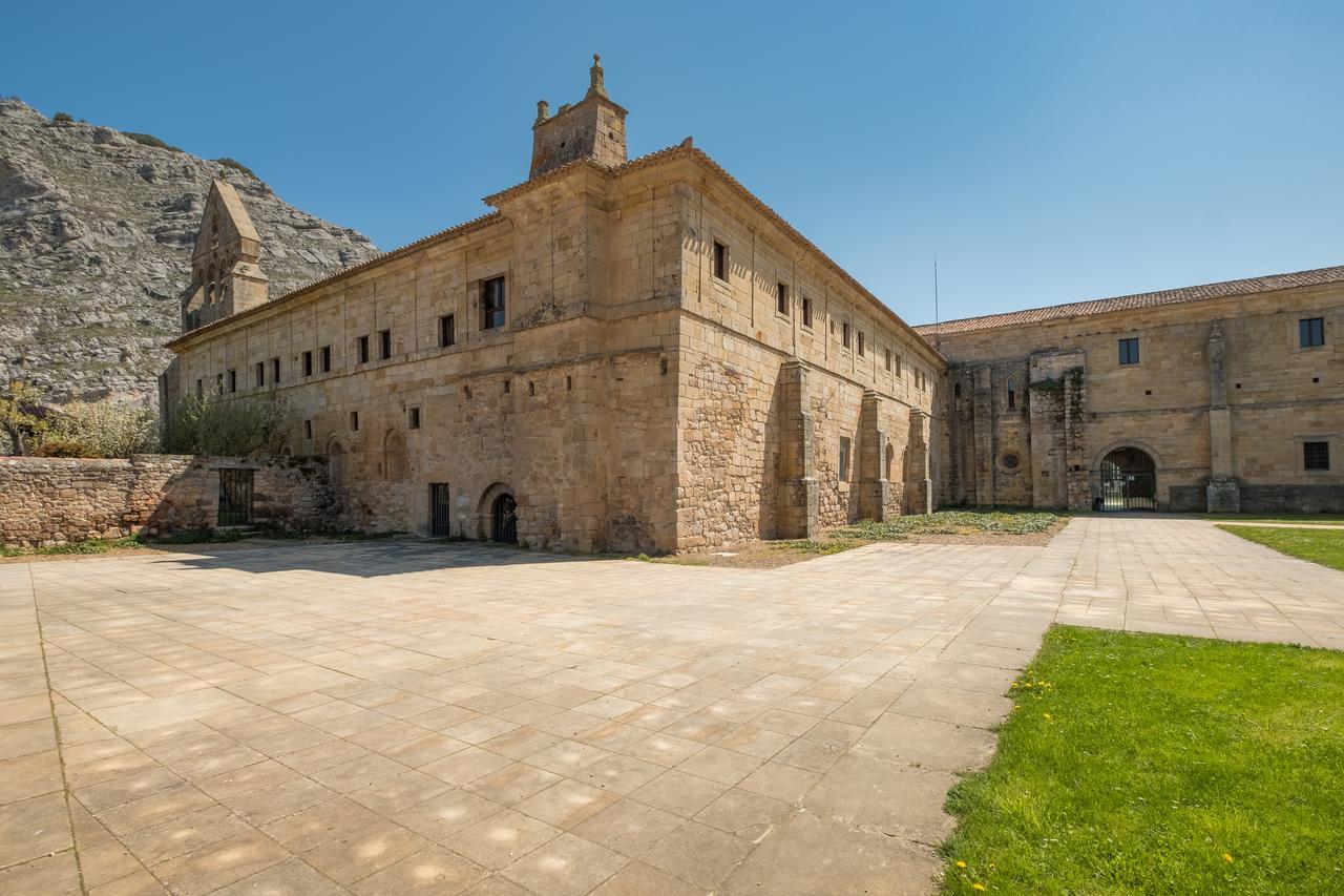 Hotel Posada Santa Maria La Real Aguilar de Campóo Екстериор снимка
