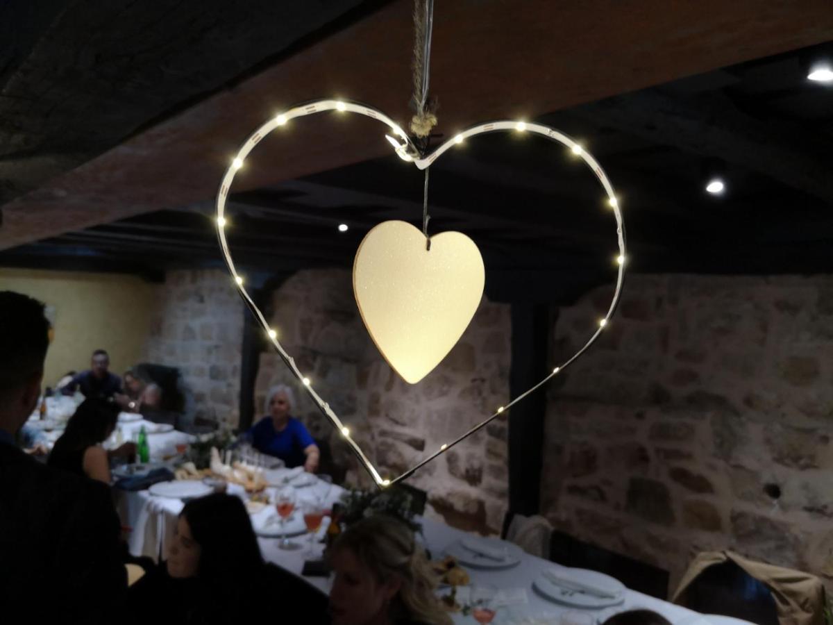 Hotel Posada Santa Maria La Real Aguilar de Campóo Екстериор снимка